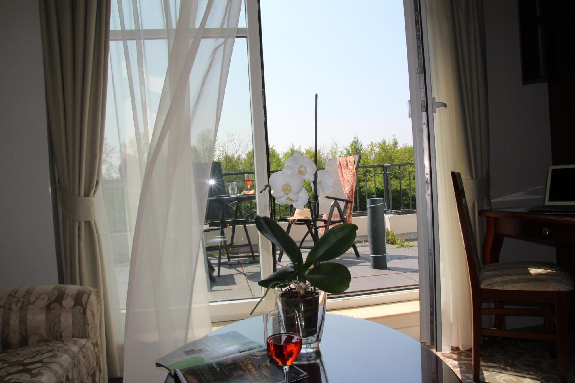 Avalon Hotel Bellevue เฟมาร์น ภายนอก รูปภาพ